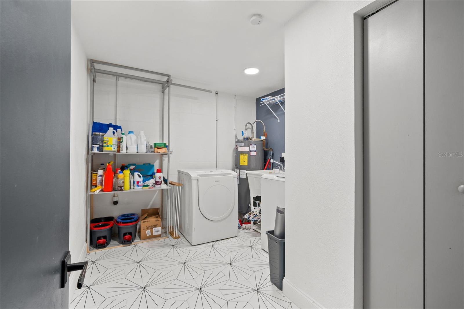 MENDELS RESUB OF BLOC - Residential