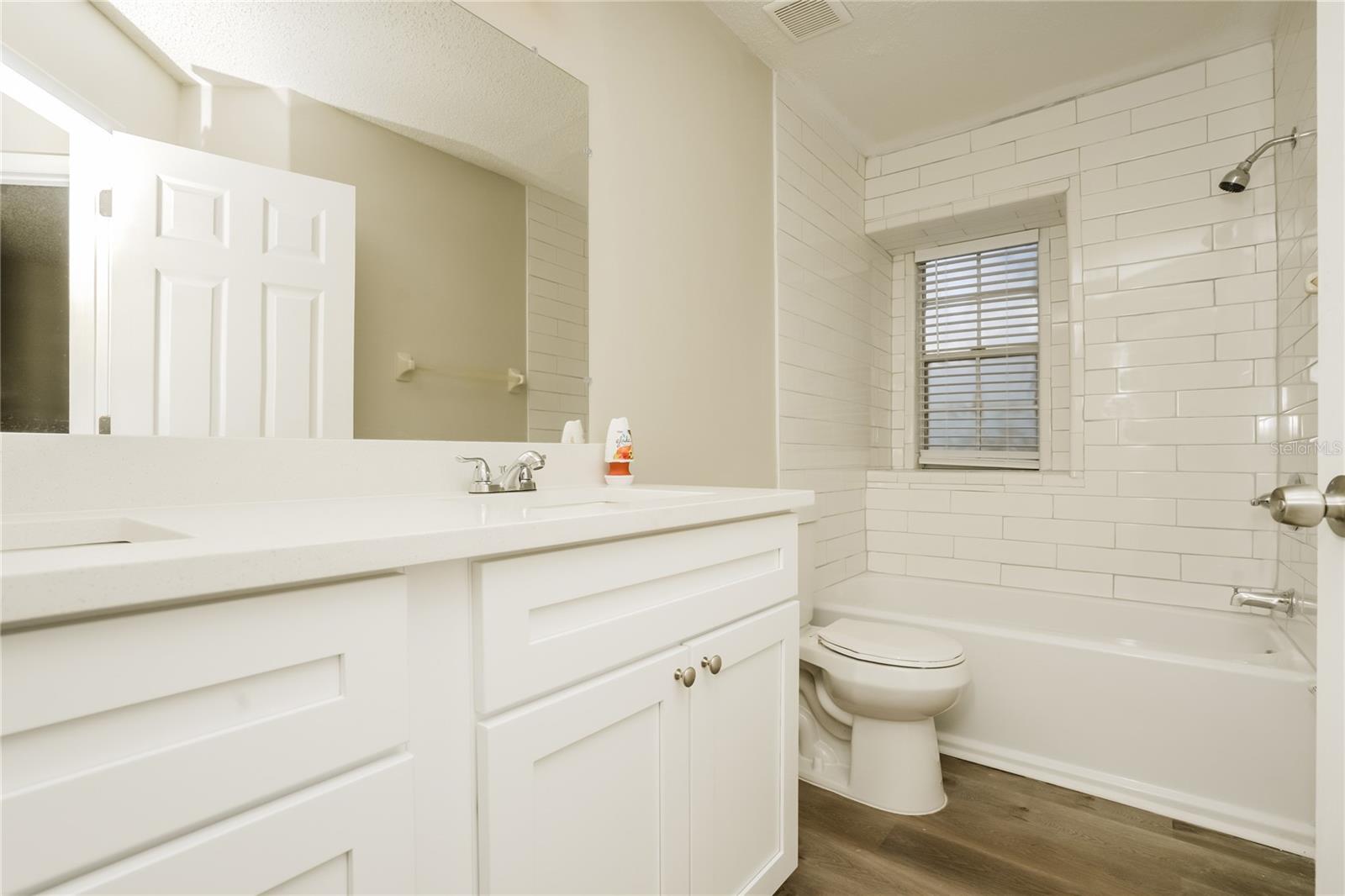 BLOOMINGDALE SEC O - Residential Lease