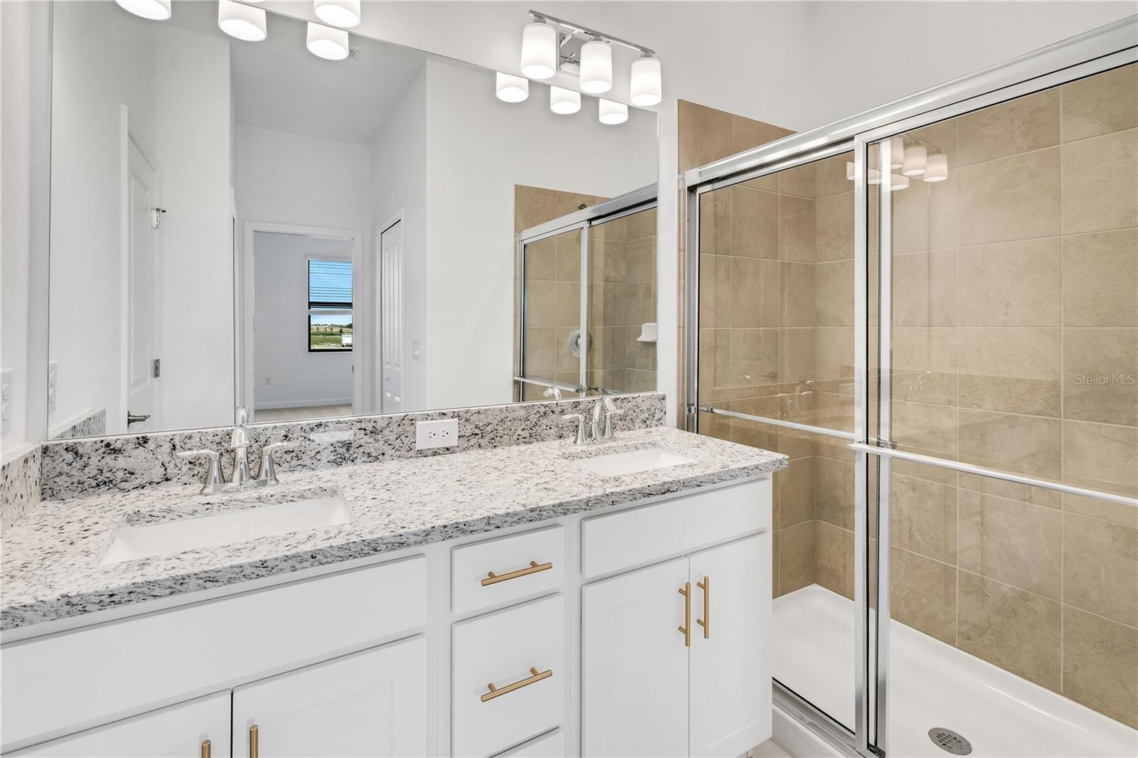 LORRAINE LAKES PH IIA - Residential Lease