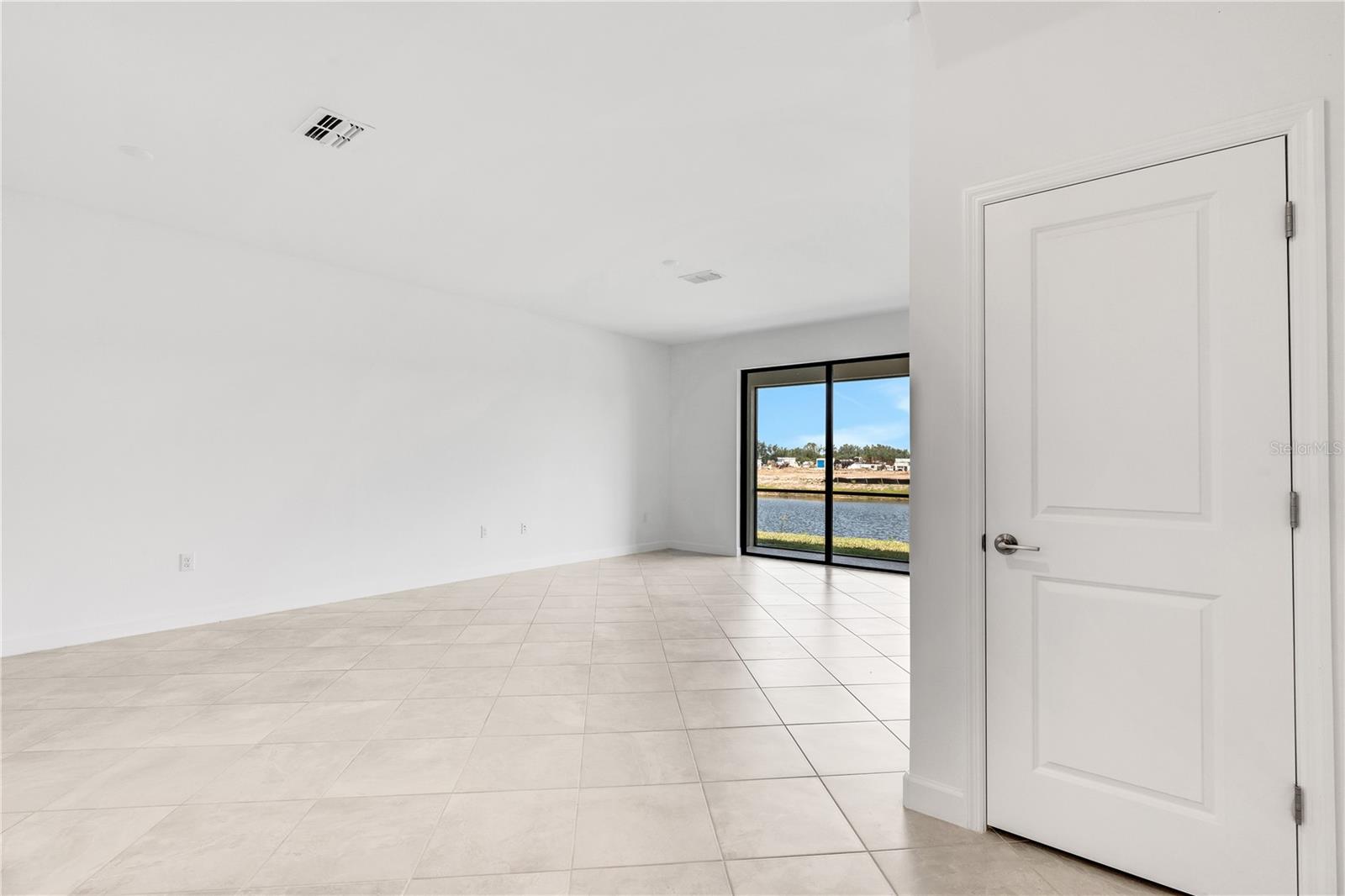 LORRAINE LAKES PH IIA - Residential Lease