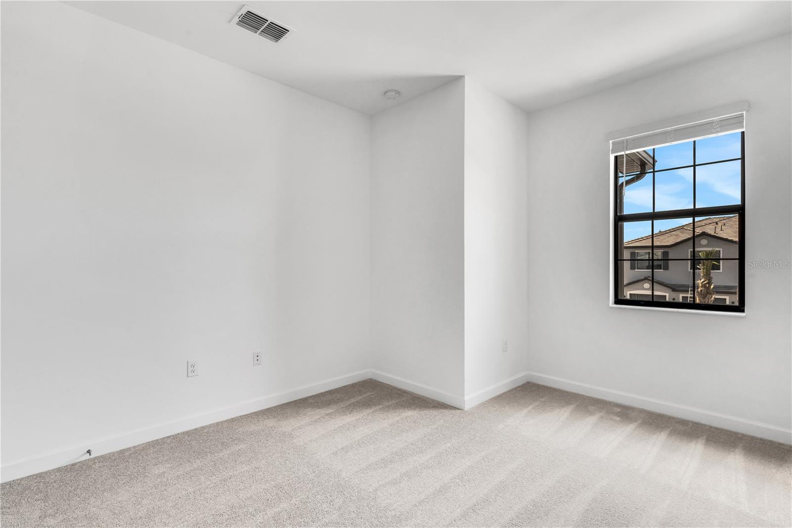 LORRAINE LAKES PH IIA - Residential Lease