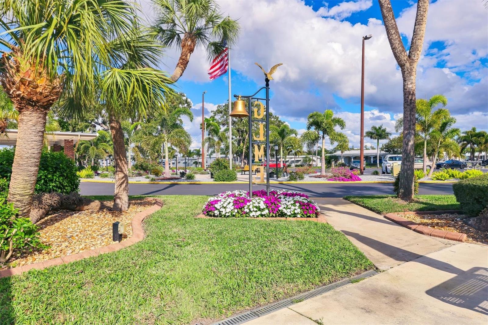 GOLF LAKES RESIDENTS CO-OP - Residential