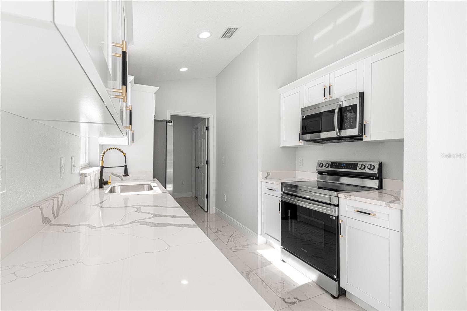 BELLEVIEW HEIGHTS ESTATE - Residential