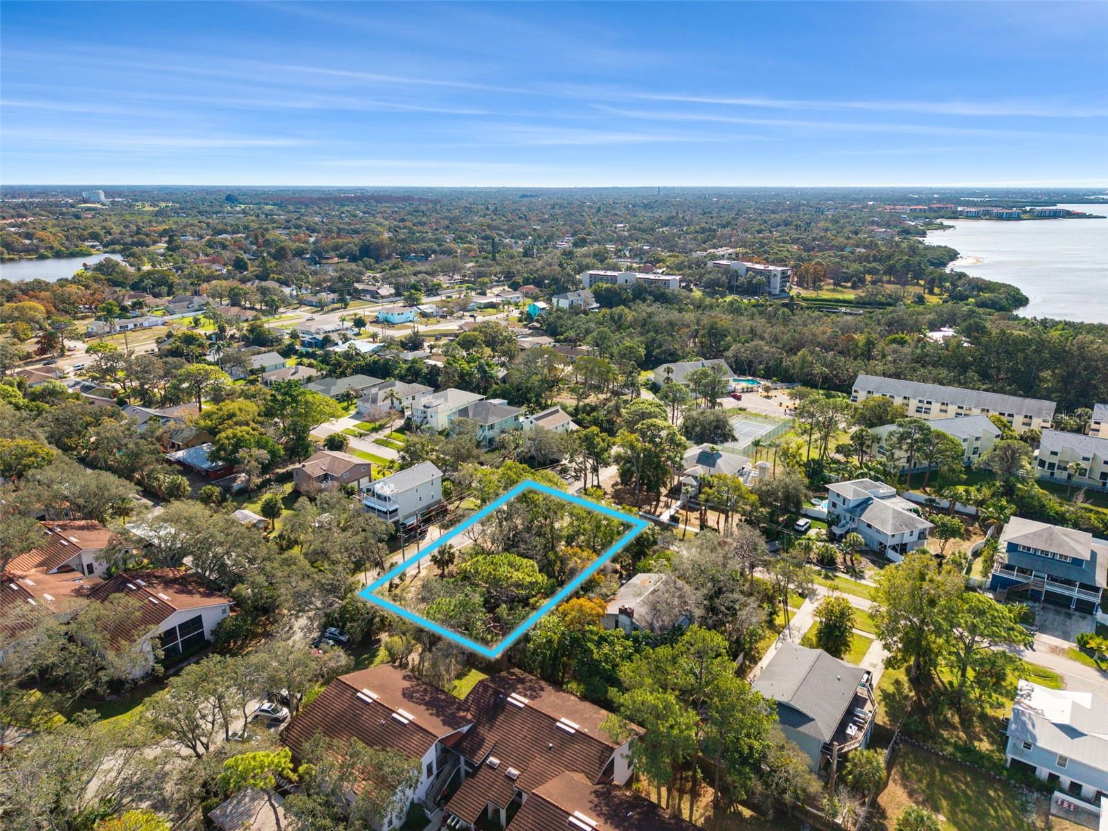 TARPON SHORES - Land