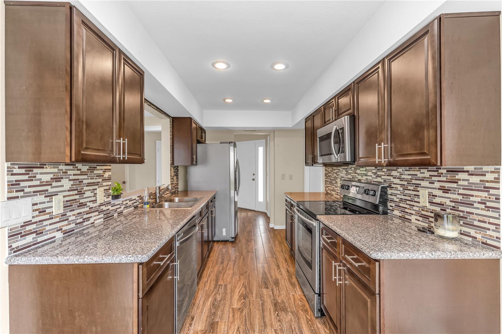 GREENSPOINTE - Residential Lease