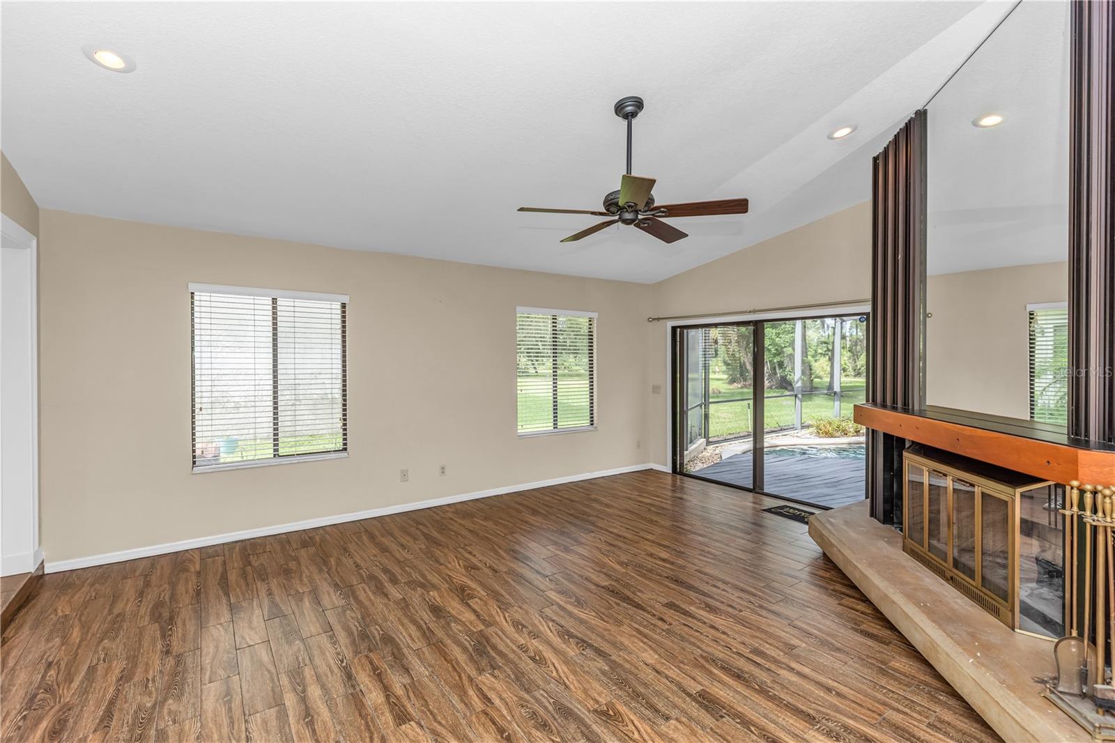 GREENSPOINTE - Residential Lease