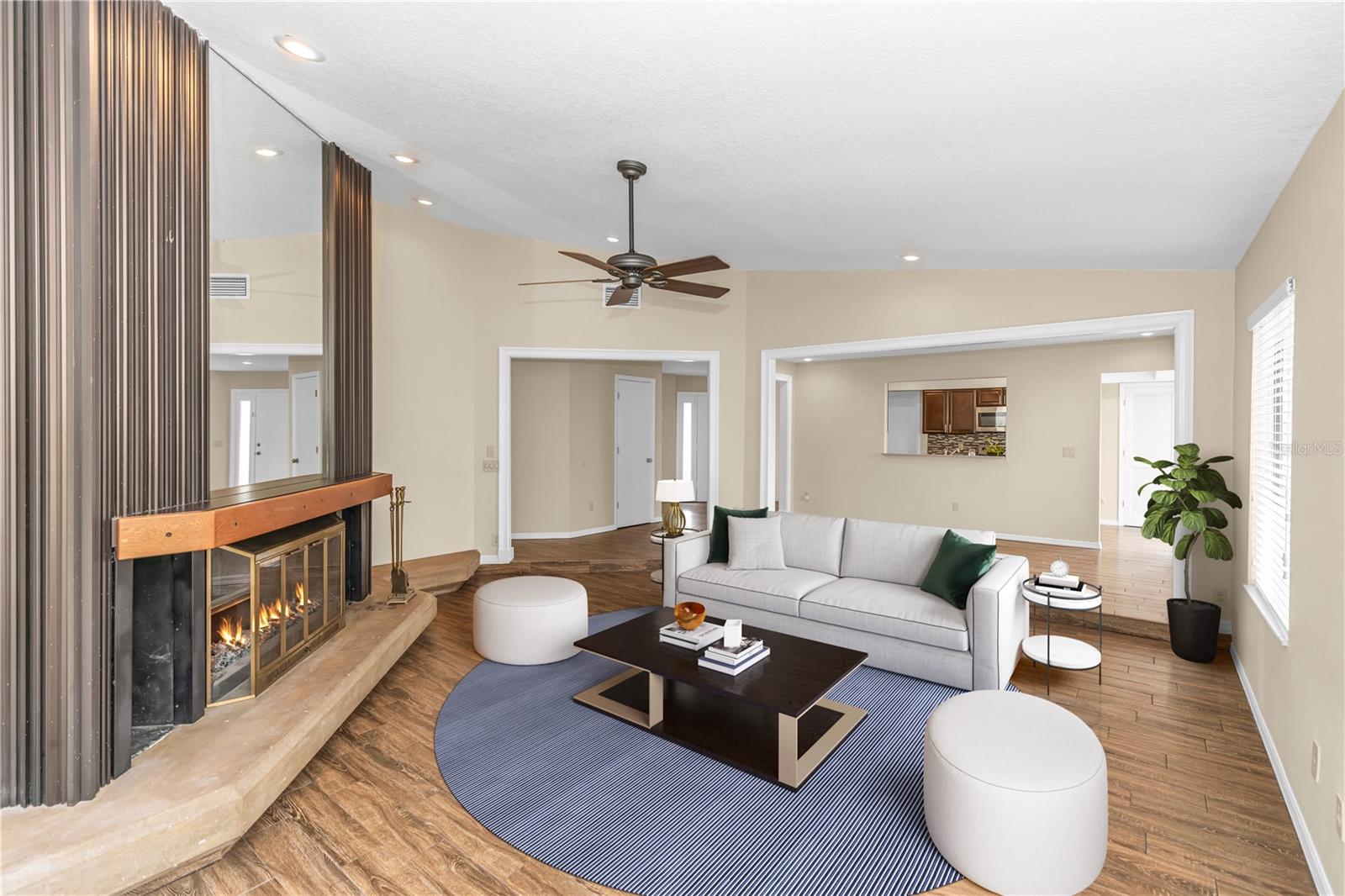 GREENSPOINTE - Residential Lease