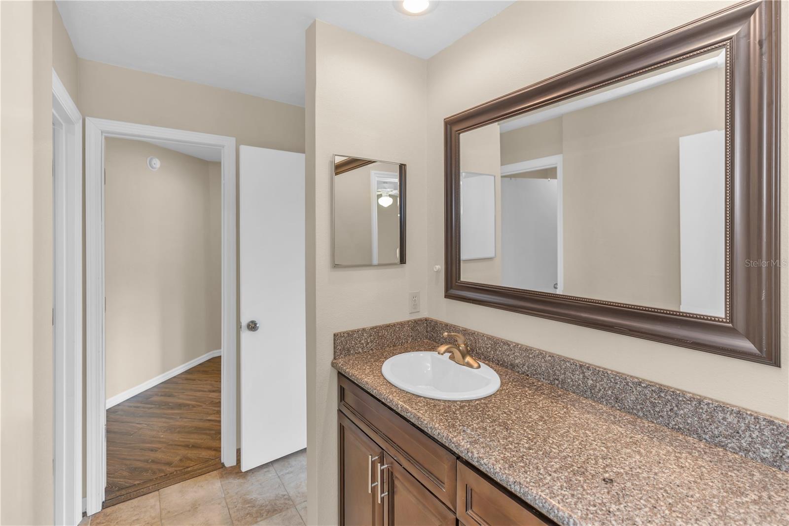 GREENSPOINTE - Residential Lease