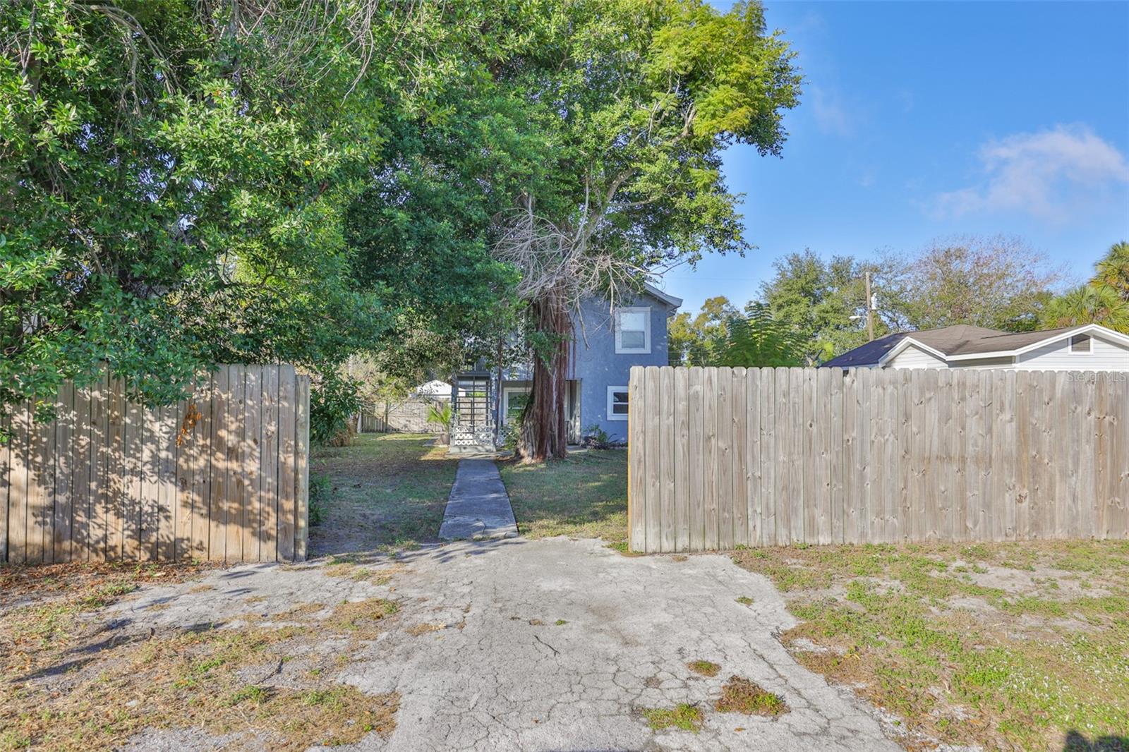 1208 17TH STREET N