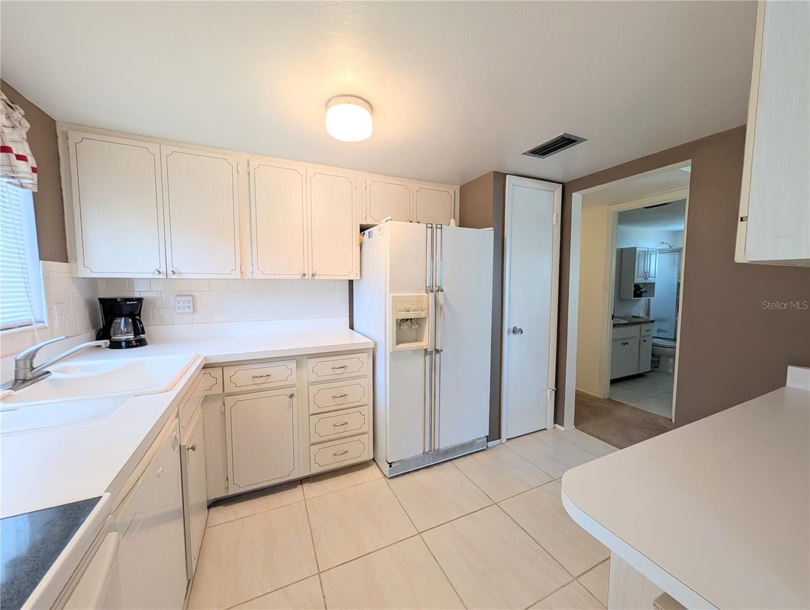 1865 SUNNY DRIVE G21, BRADENTON, FL, 34207 3 1865 SUNNY DRIVE G21