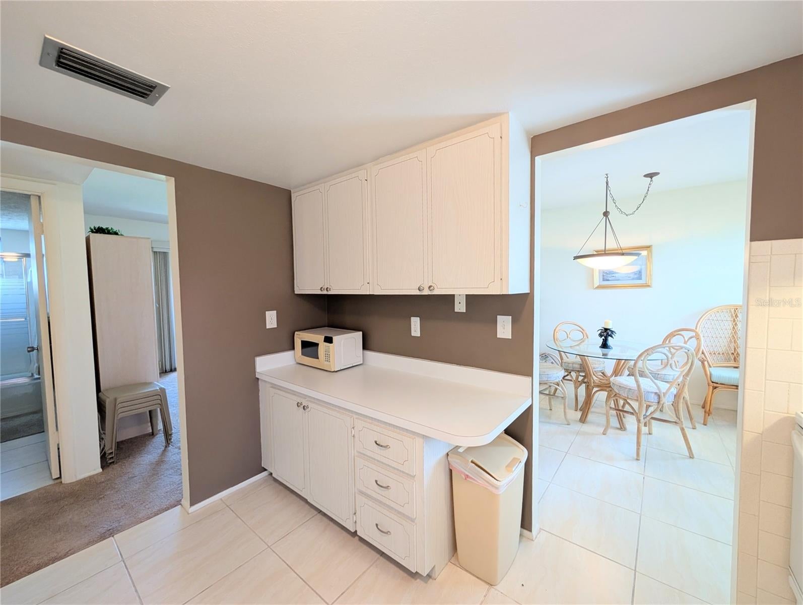 1865 SUNNY DRIVE G21, BRADENTON, FL, 34207 2 1865 SUNNY DRIVE G21