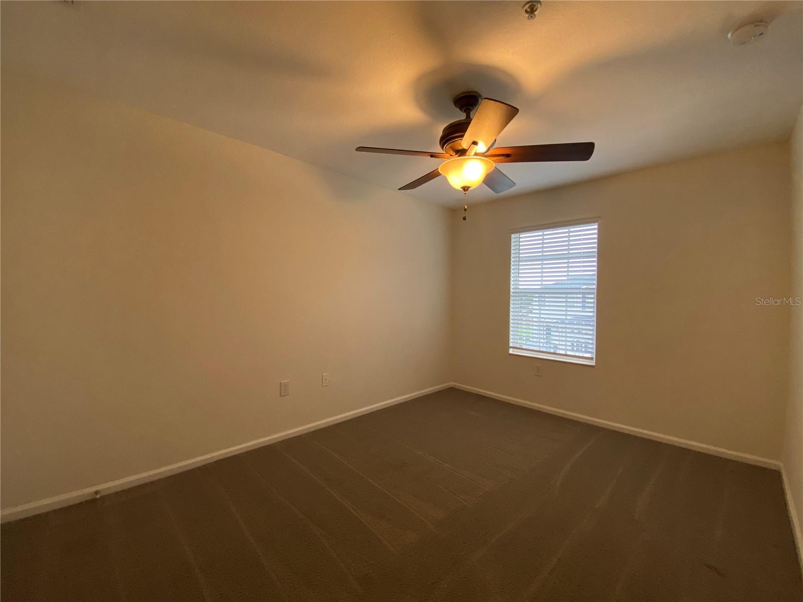 AVALON LAKES PH 03 VILLAGE A & B - Residential Lease