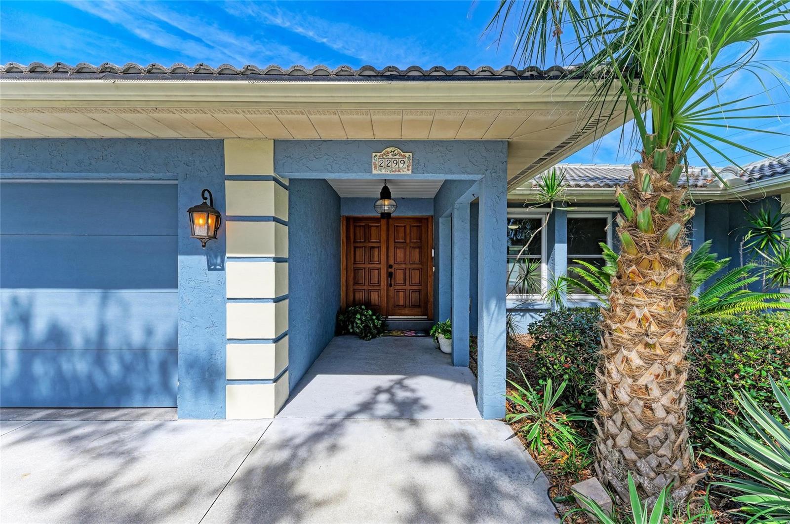 2299 RIVERWOOD COURT