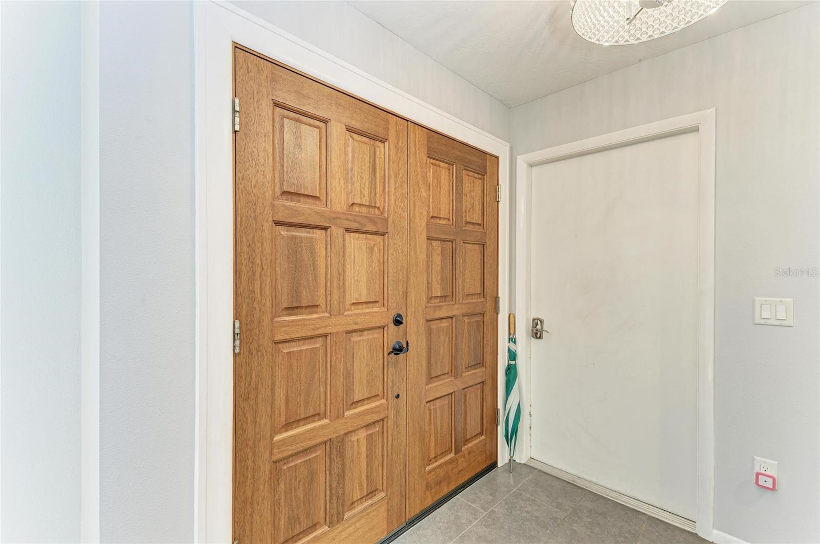 2299 RIVERWOOD COURT