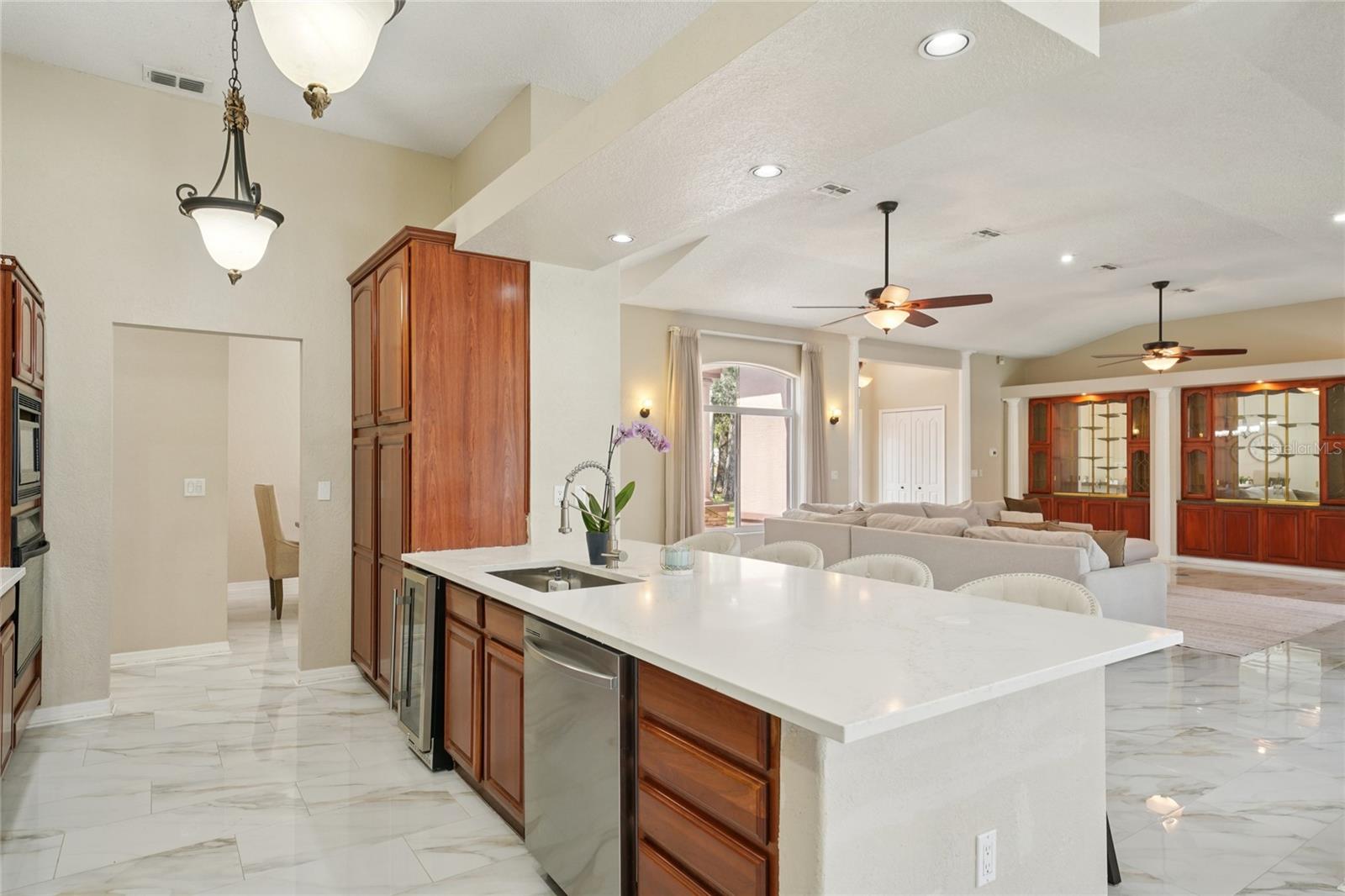 HUNTINGTON WOODS - Residential