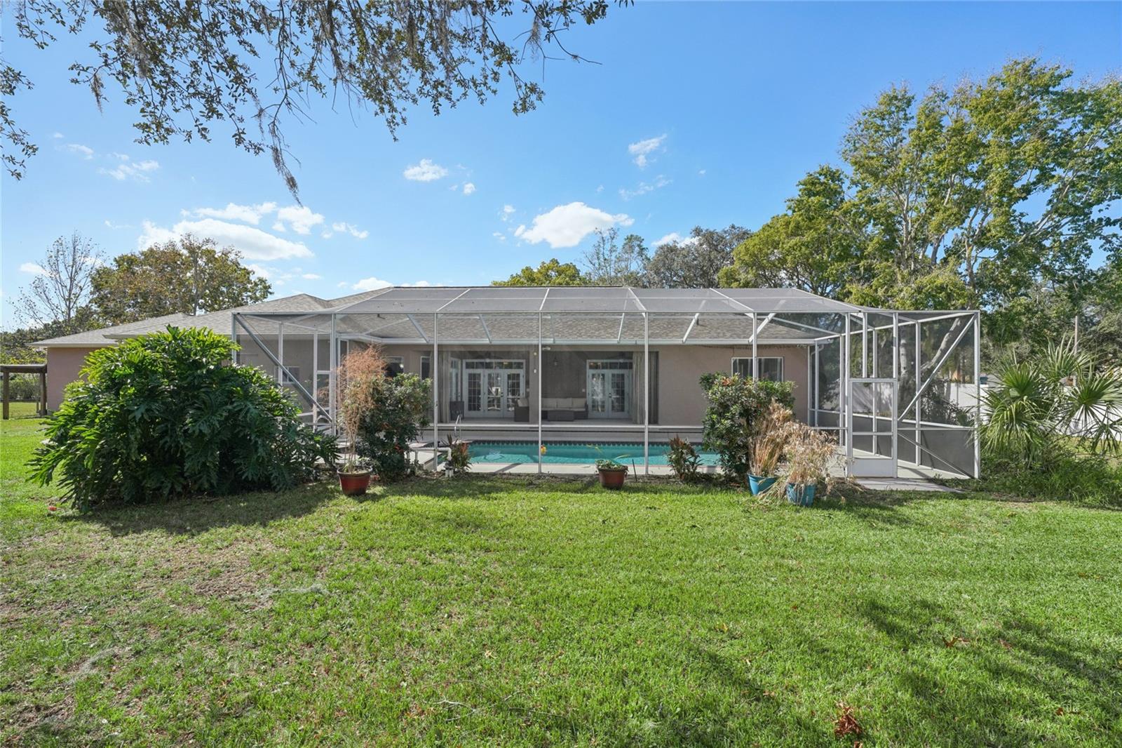 HUNTINGTON WOODS - Residential