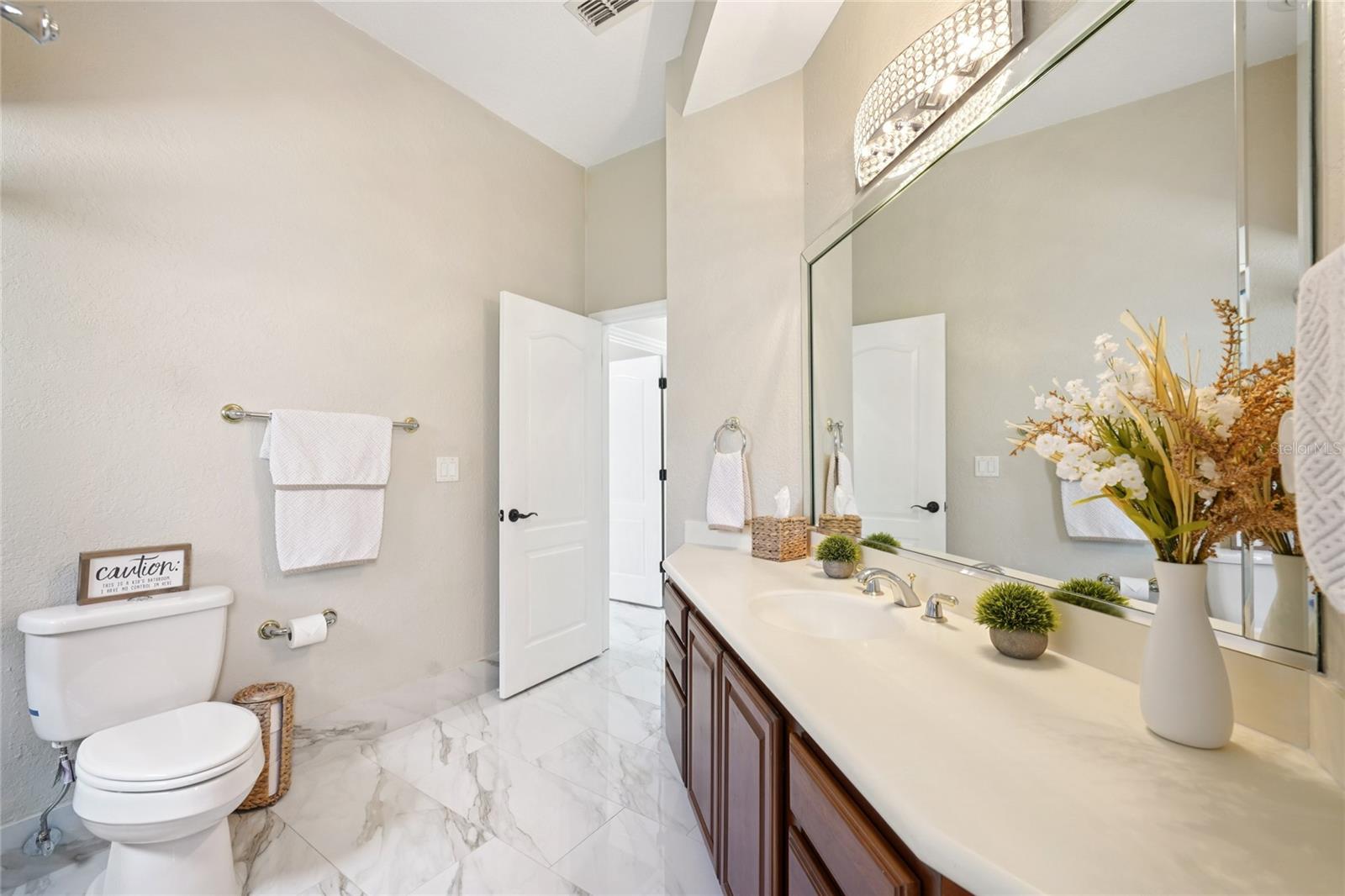 HUNTINGTON WOODS - Residential