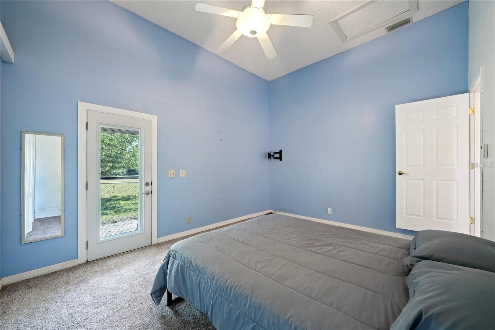 HUNTINGTON WOODS - Residential