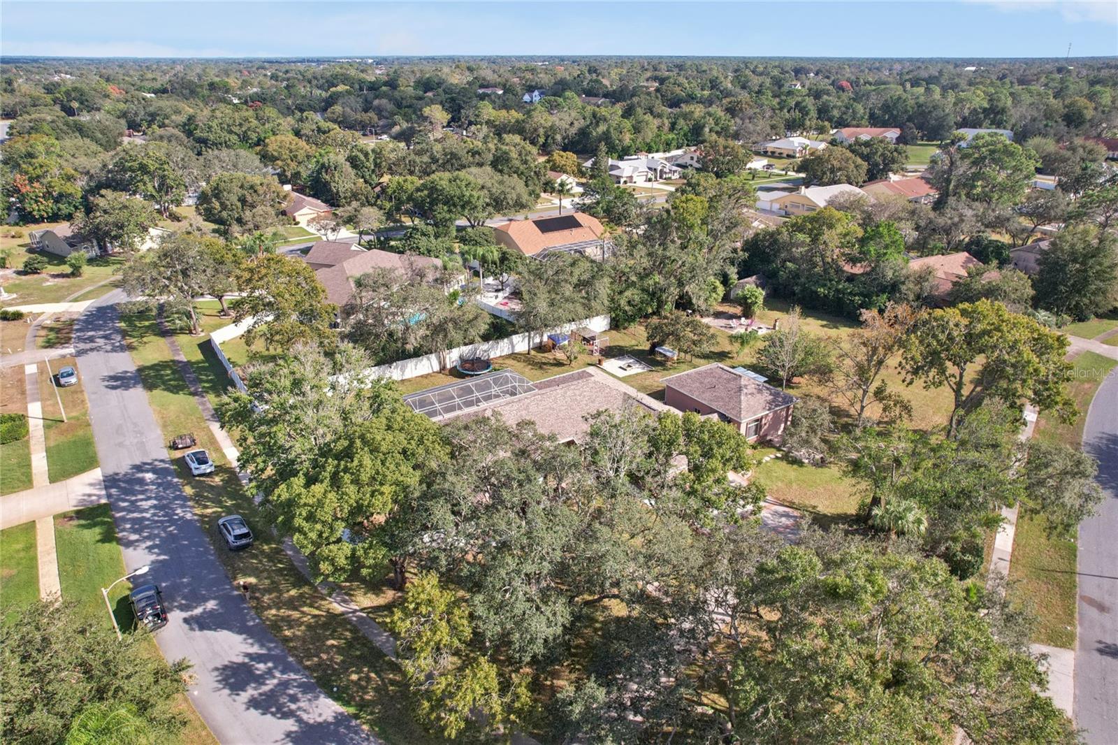 HUNTINGTON WOODS - Residential