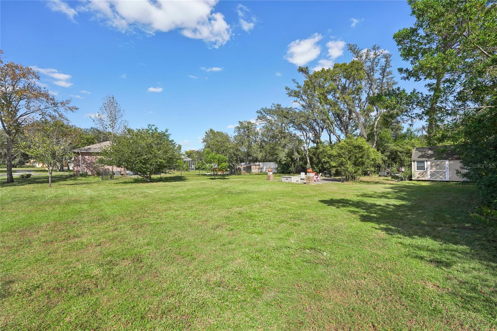 HUNTINGTON WOODS - Residential