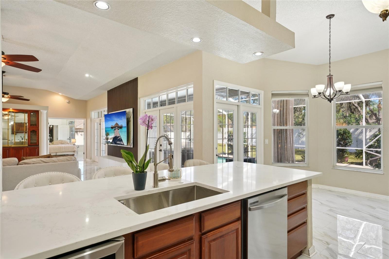 HUNTINGTON WOODS - Residential