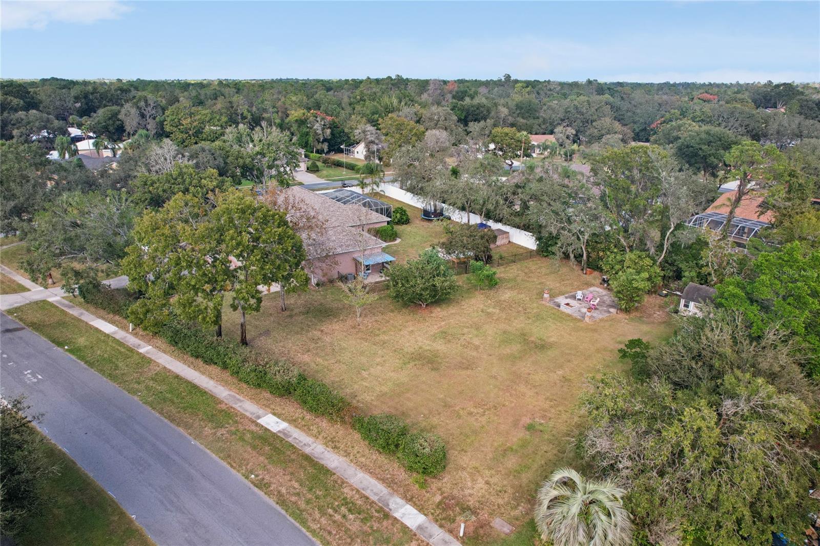 HUNTINGTON WOODS - Residential