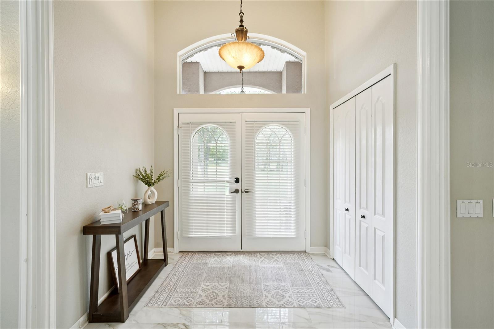 HUNTINGTON WOODS - Residential