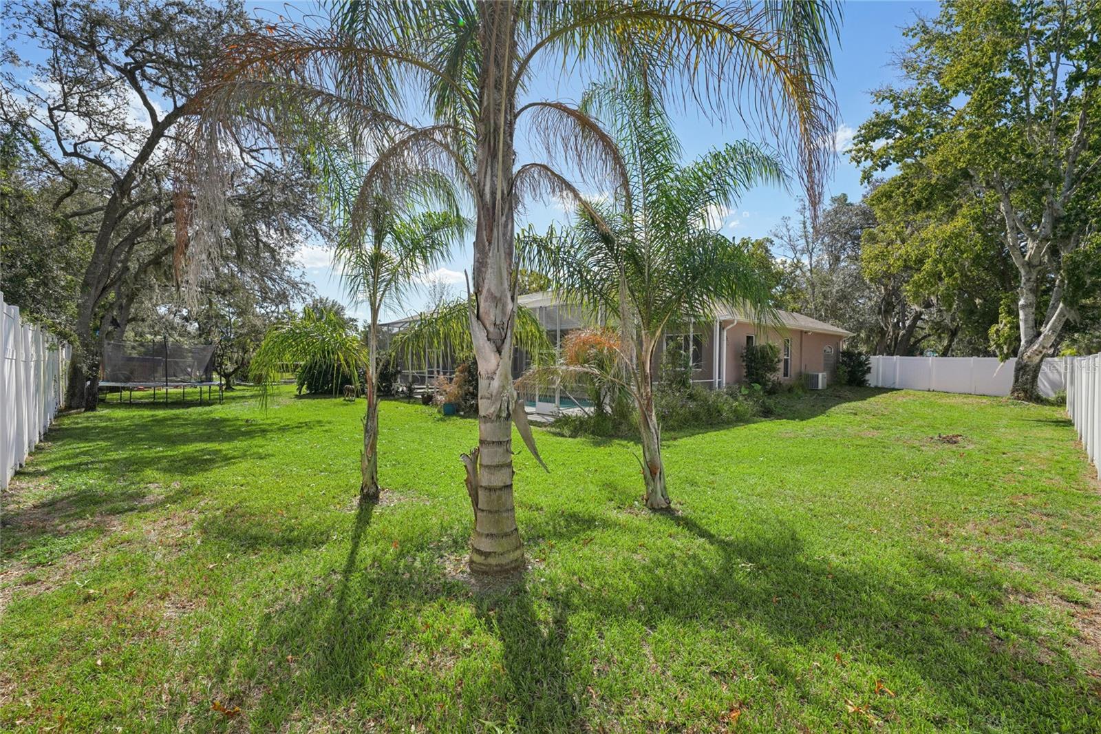 HUNTINGTON WOODS - Residential