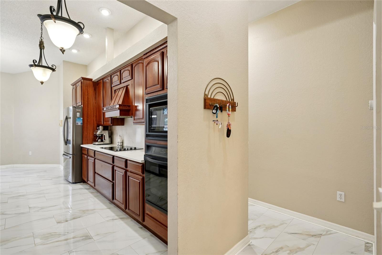 HUNTINGTON WOODS - Residential