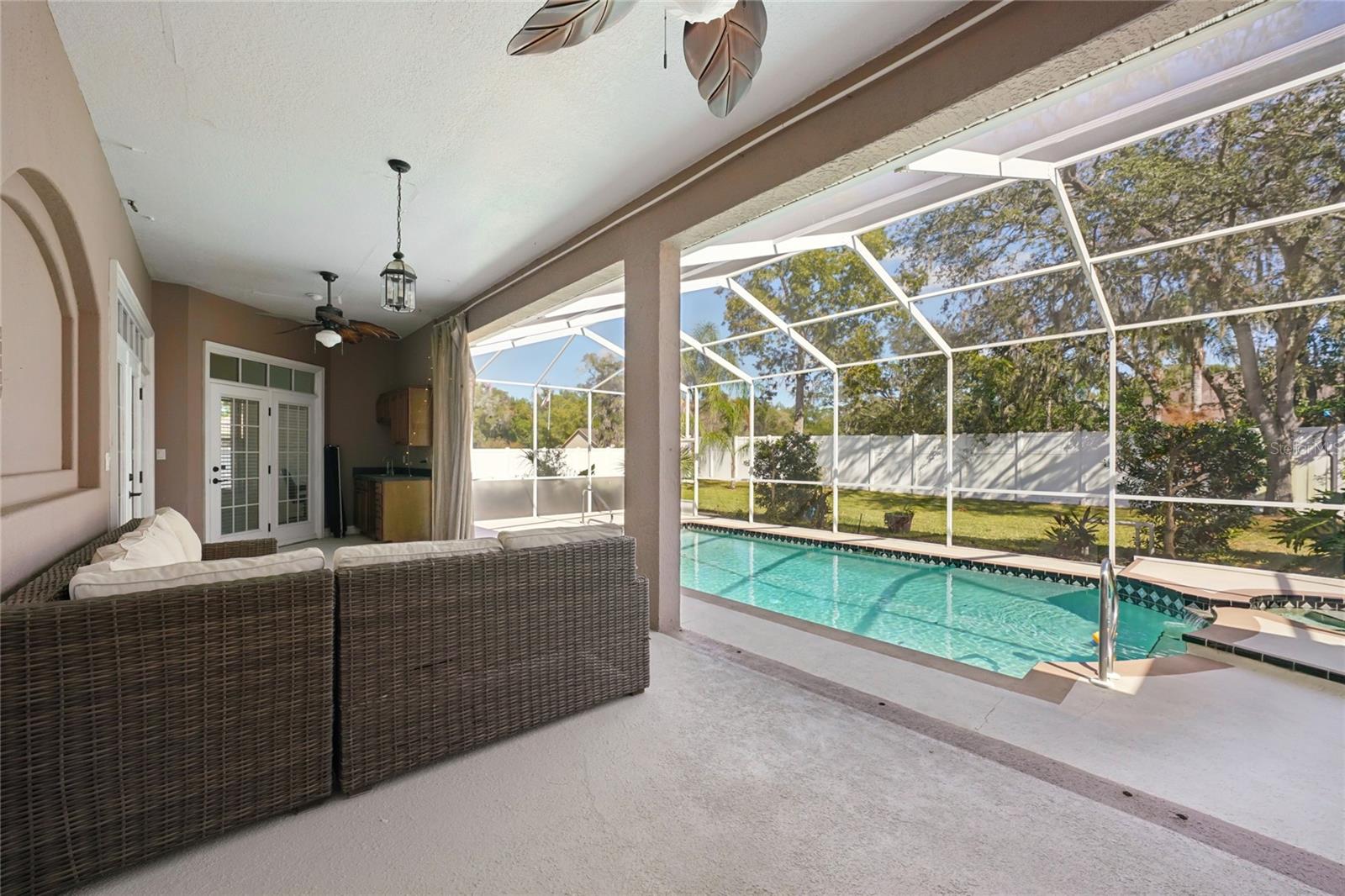 HUNTINGTON WOODS - Residential