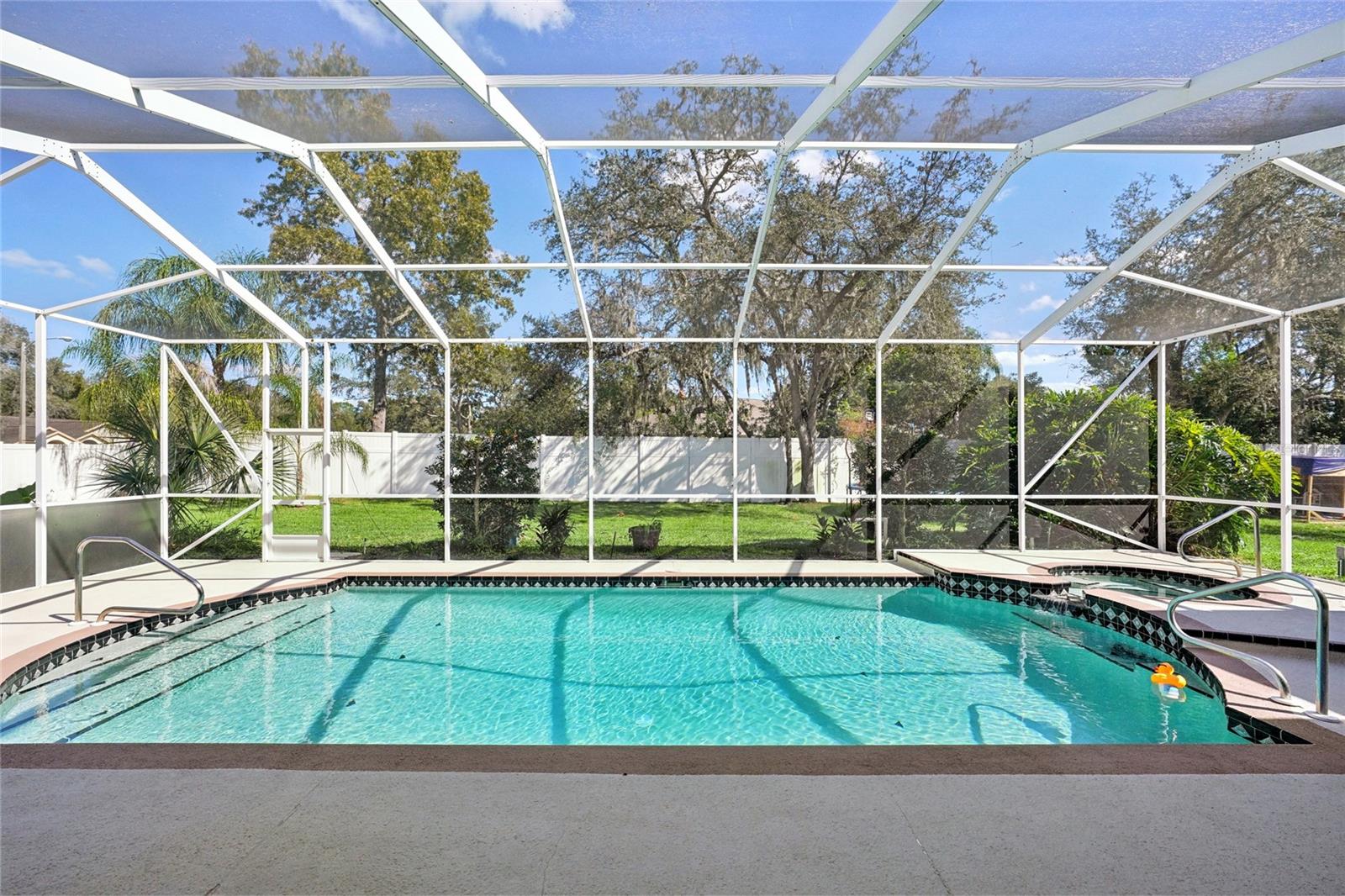 HUNTINGTON WOODS - Residential