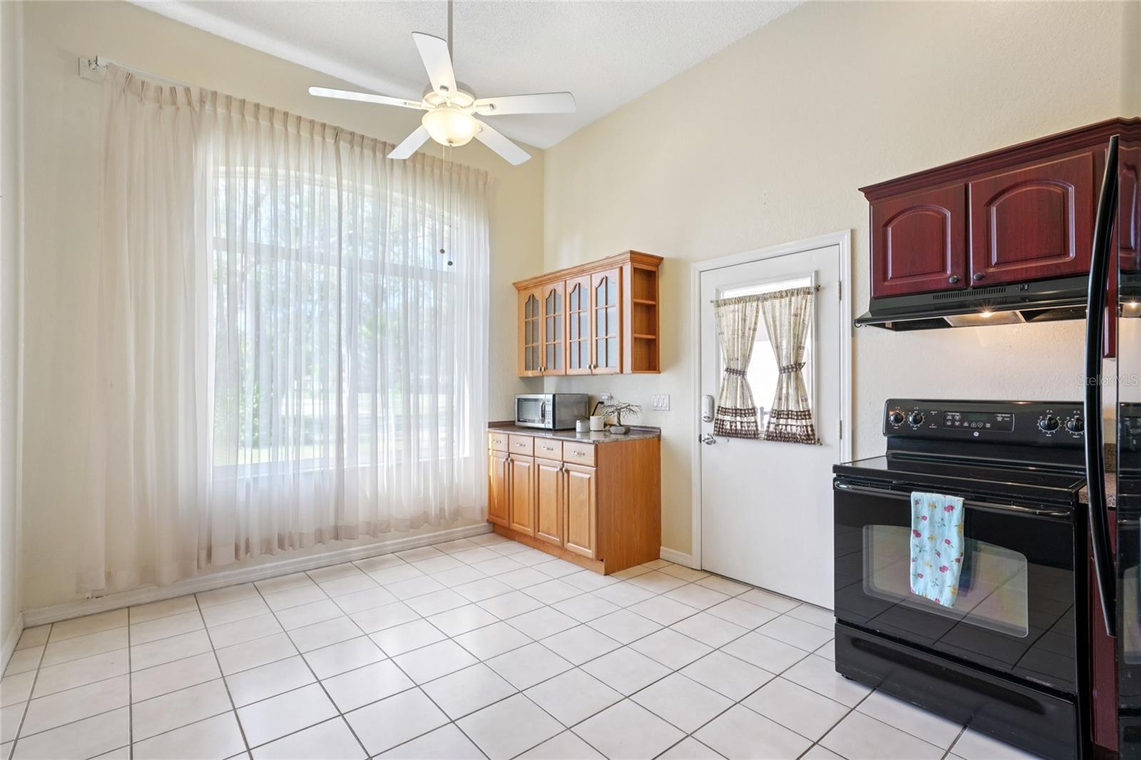 HUNTINGTON WOODS - Residential