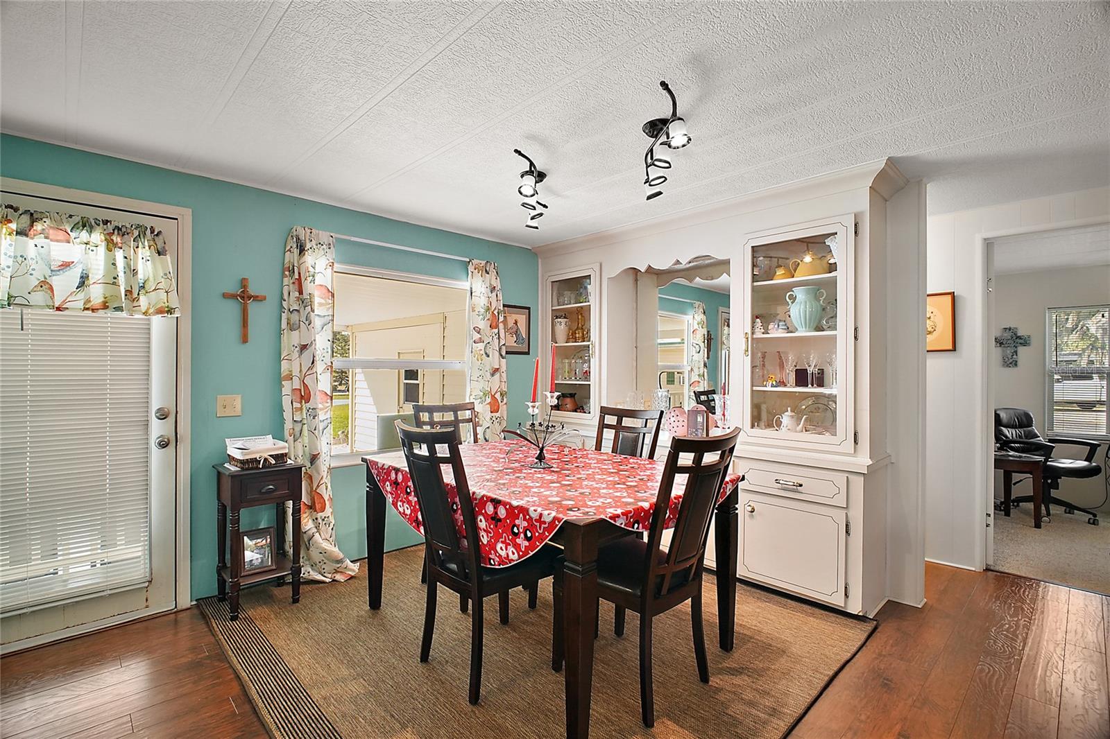 HARBOR OAKS HOMEOWNERS COOPERATIVE SUB - Residential