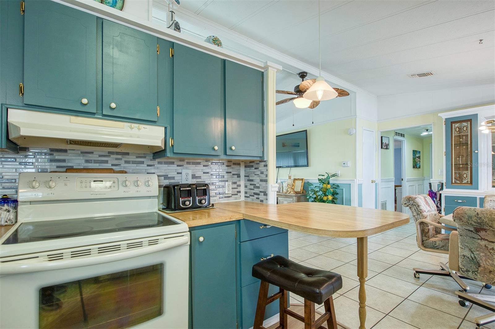 GULL-AIRE VILLAGE - Residential