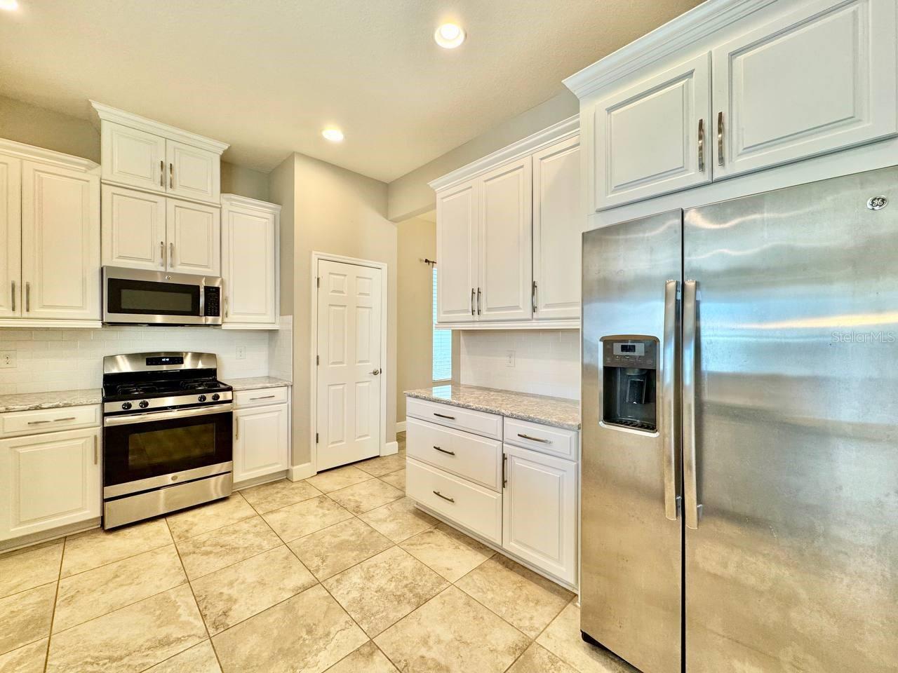 WINTHROP VILLAGE PH 2FB - Residential