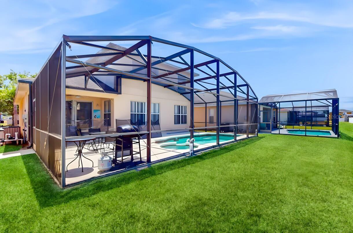 CRYSTAL COVE RESORT - Residential Lease