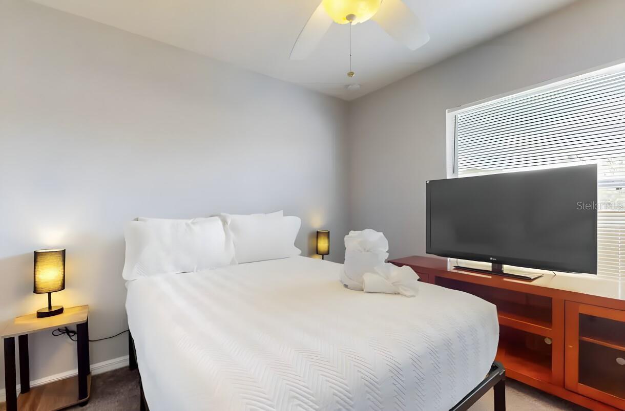 CRYSTAL COVE RESORT - Residential Lease