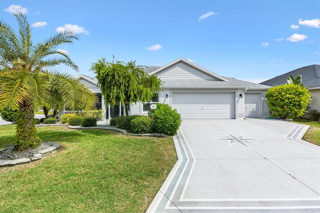Photo of 6094 Delphina Loop, The Villages, FL 32163 (MLS # G5102090)