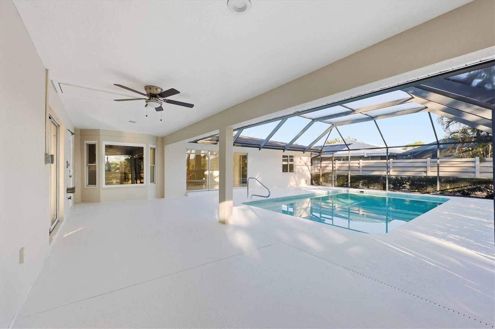 GULF GATE WOODS - Residential