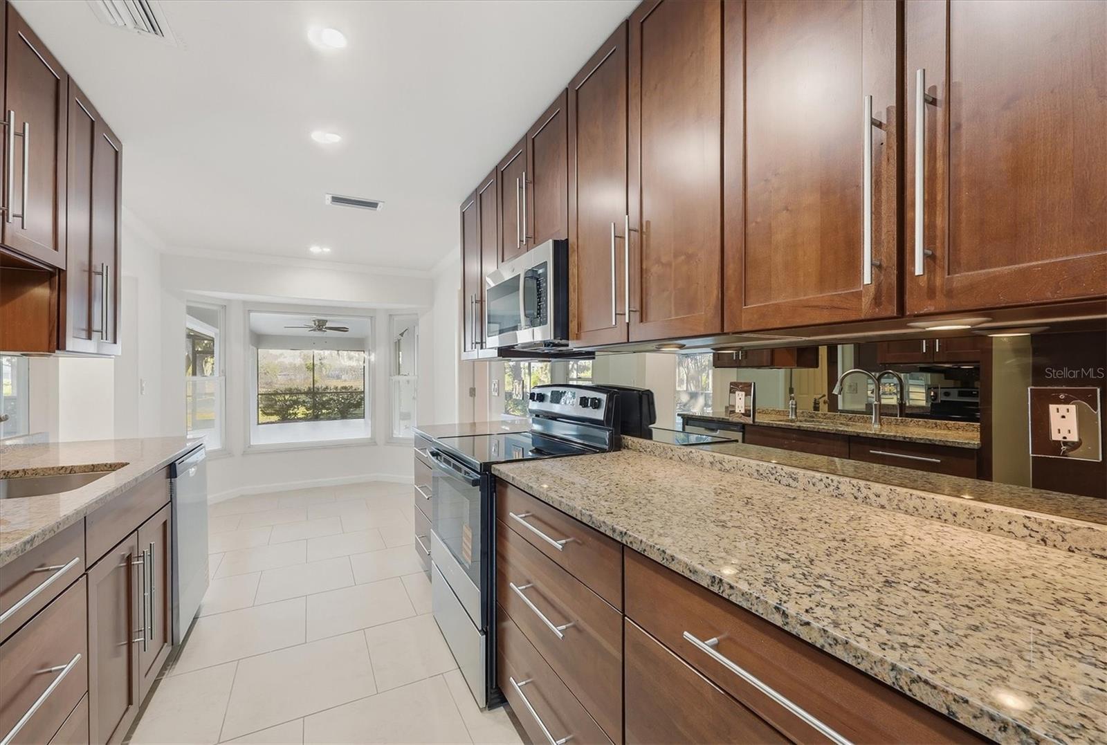 GULF GATE WOODS - Residential