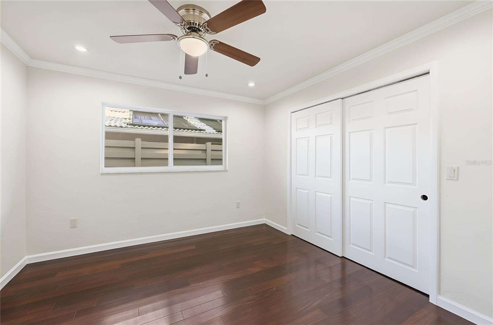 GULF GATE WOODS - Residential