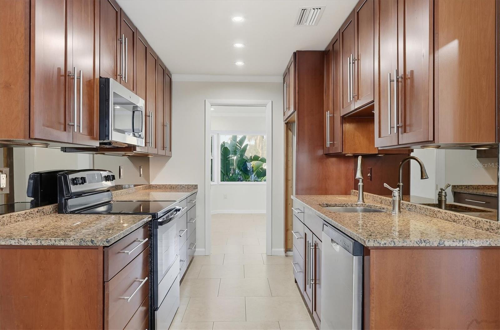 GULF GATE WOODS - Residential