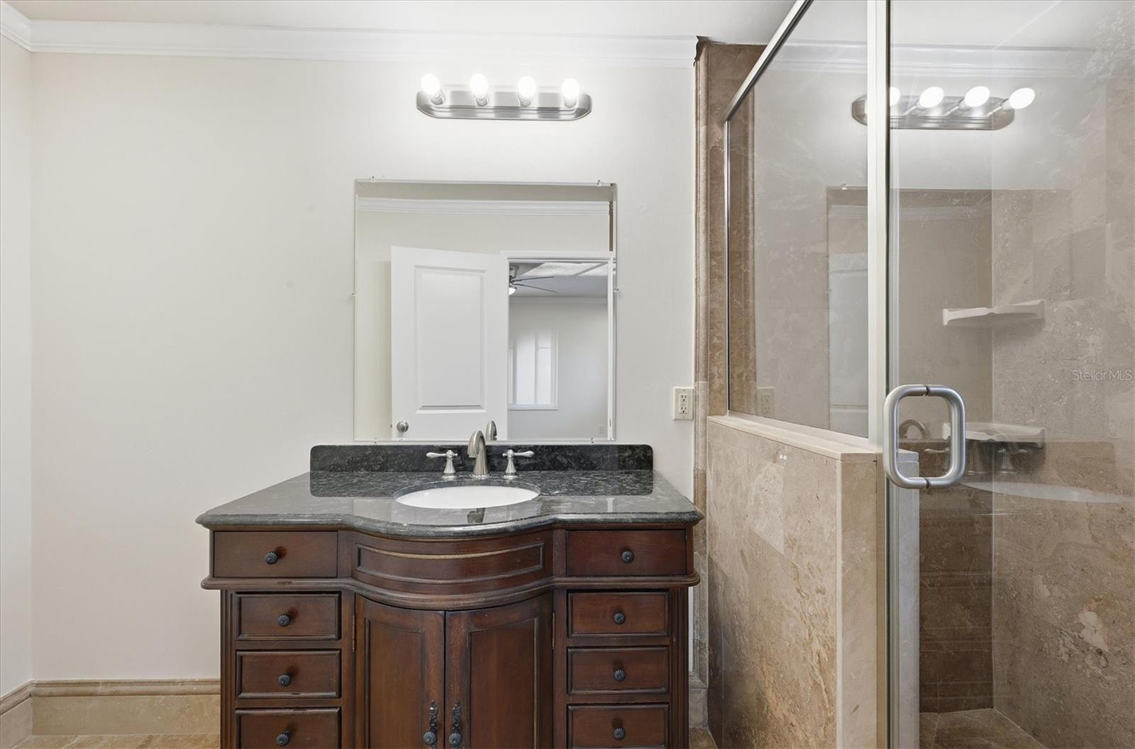 GULF GATE WOODS - Residential