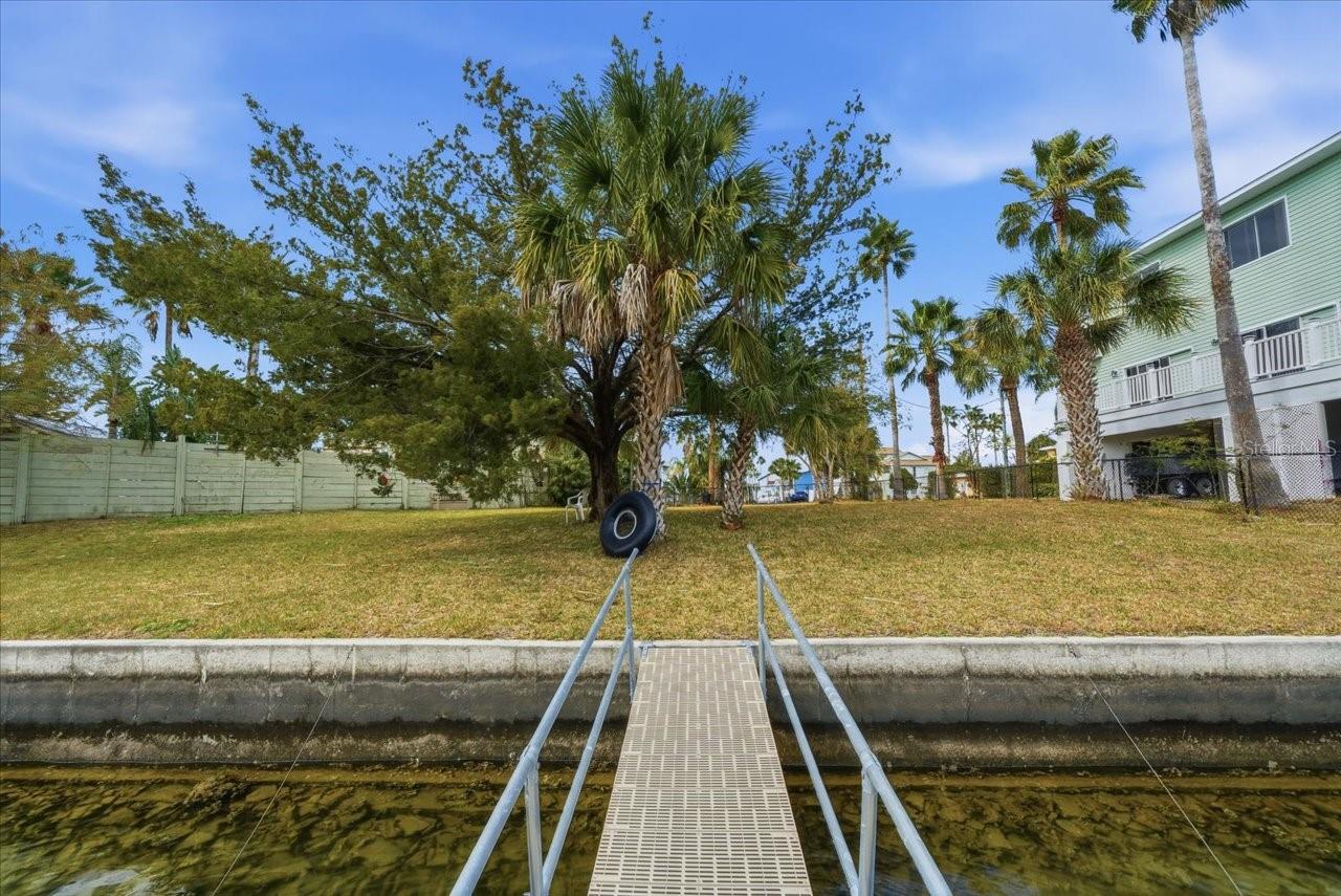 HERNANDO BEACH - Land