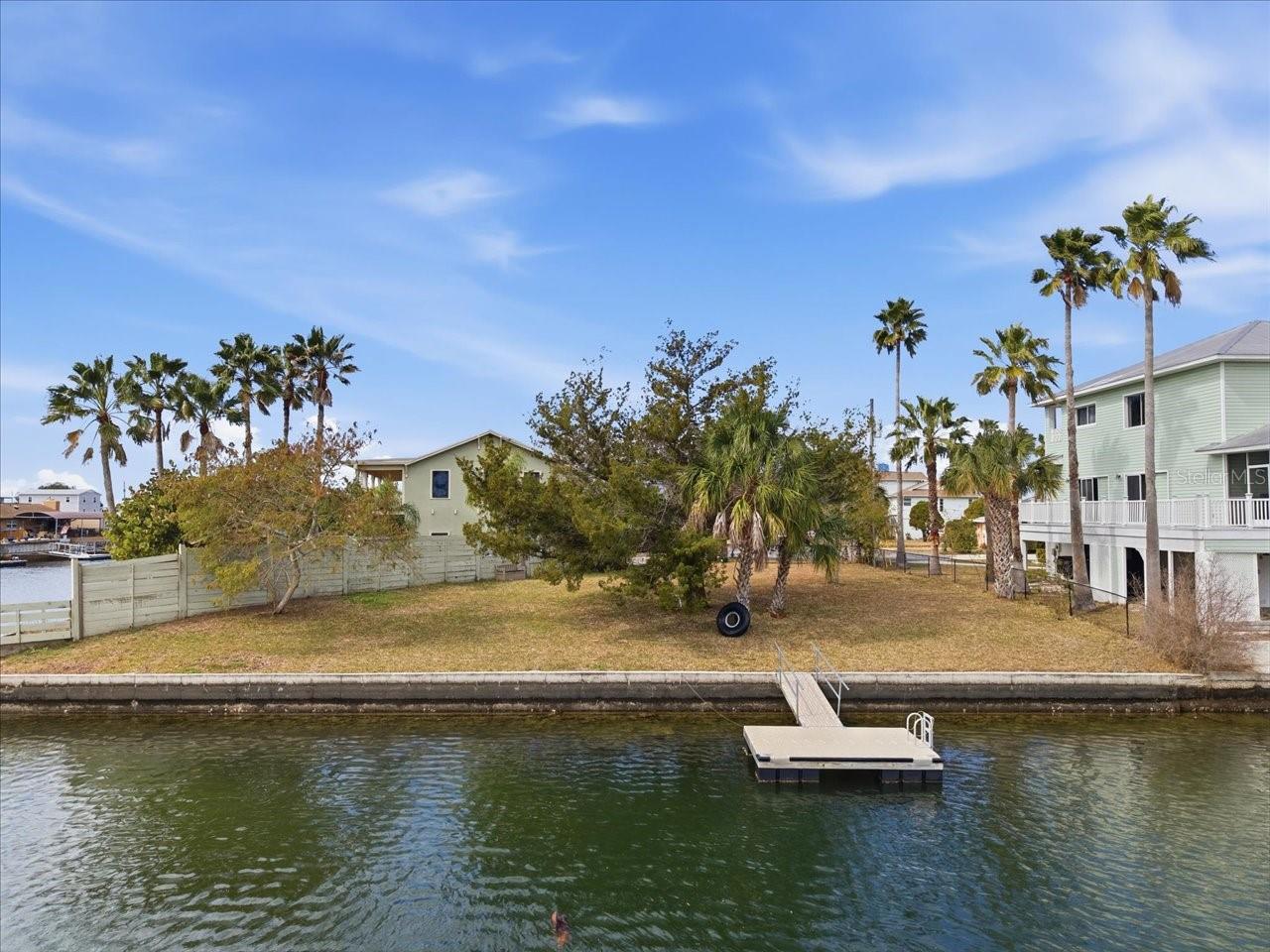 HERNANDO BEACH - Land