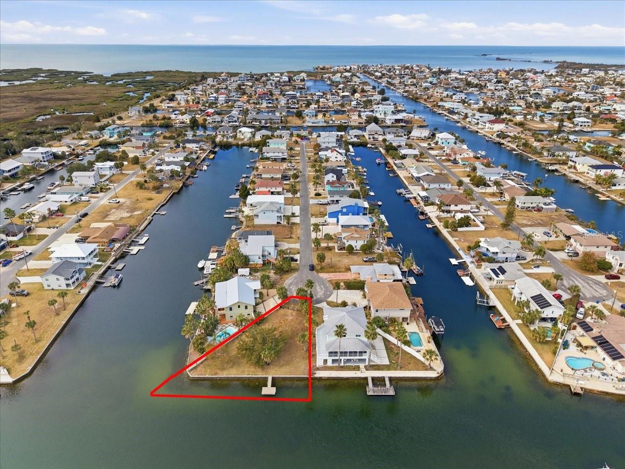 HERNANDO BEACH - Land