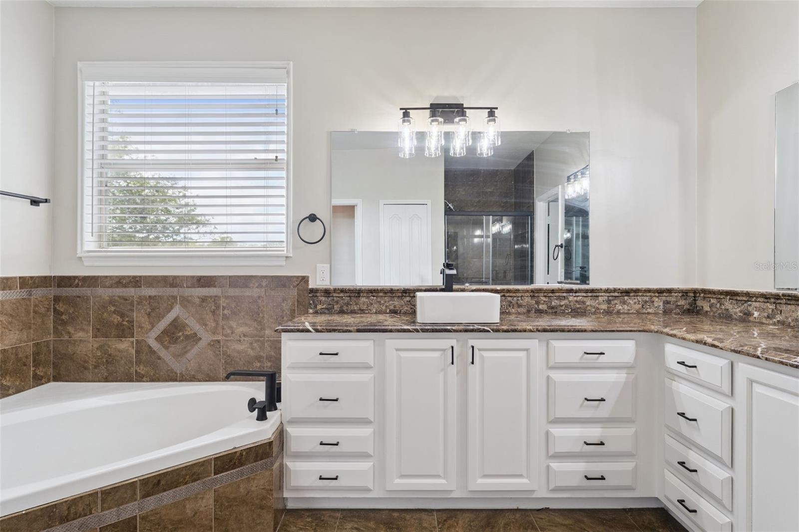 BOLLING FARMS - Residential