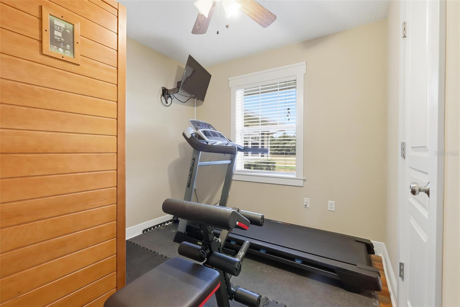 DELEON SPG HEIGHTS 15TH DIVN - Residential