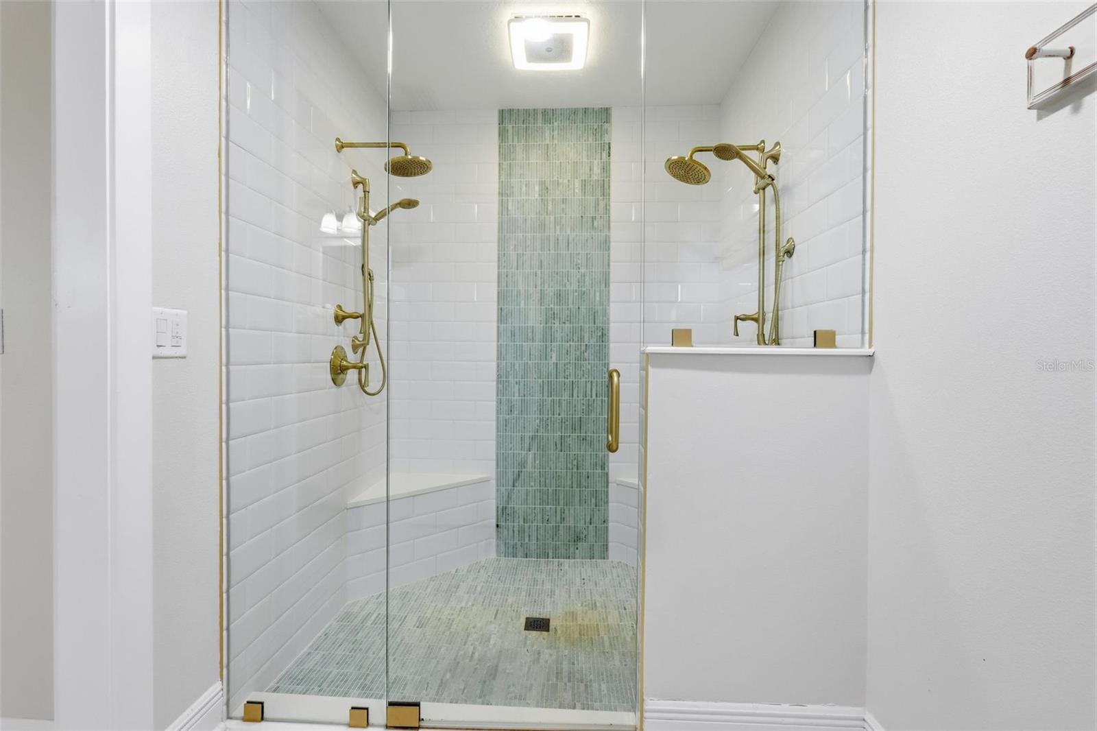 DELEON SPG HEIGHTS 15TH DIVN - Residential