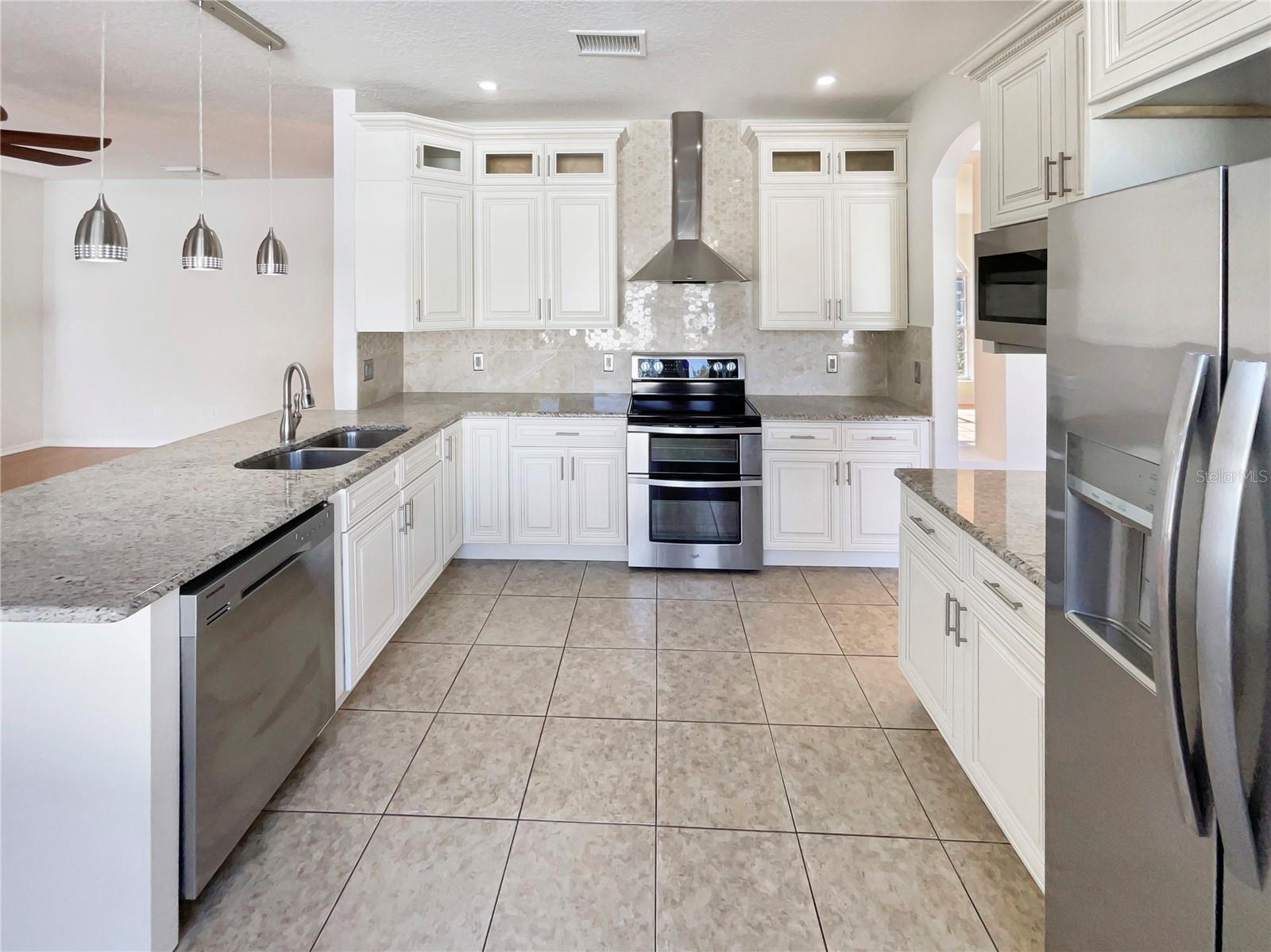 CARILLON TR 301 AT - Residential